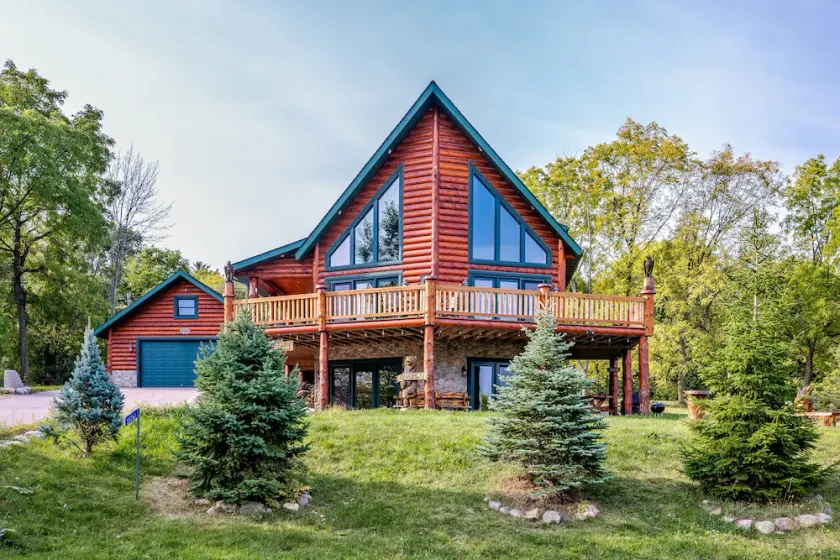 Brand New Cabin For Getaway Vacation - 1 Mile From Devil's Lake And Close Dells - Image 1