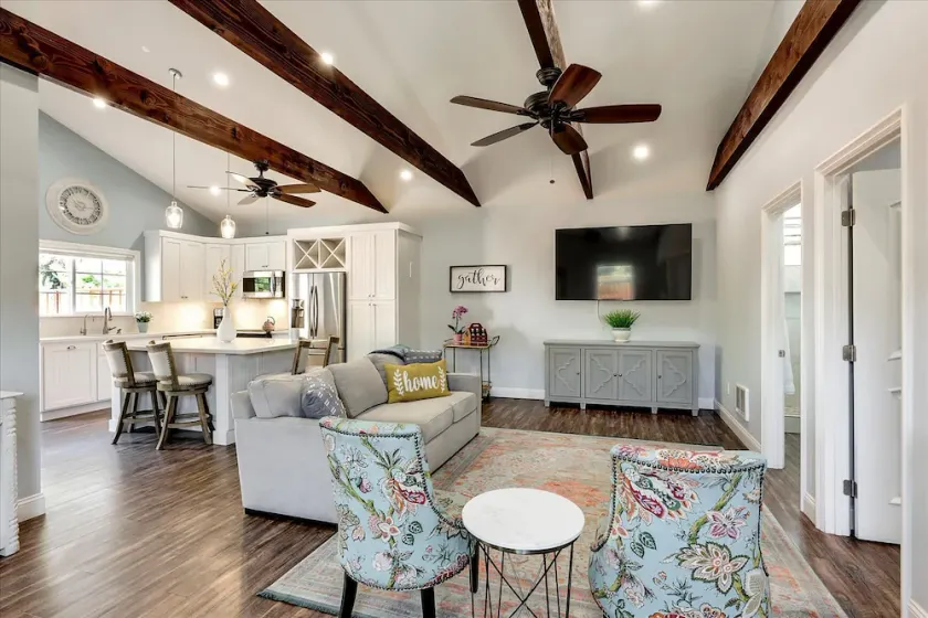 Spacious Modern Farmhouse Casita in Castro Valley Countryside with Private Patio - Image 1