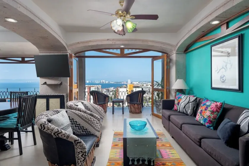 Entire Floor at Luxury Resort: Two 6TH-Floor Penthouses w/ Ocean Views - Image 1