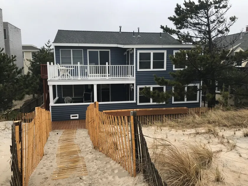 Second Floor Oceanfront, Spray Beach LBI, NJ - Image 1