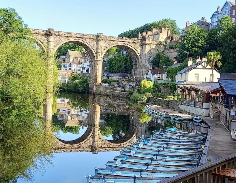A beautiful 17th century cottage in the heart of historic Knaresborough - Image 1