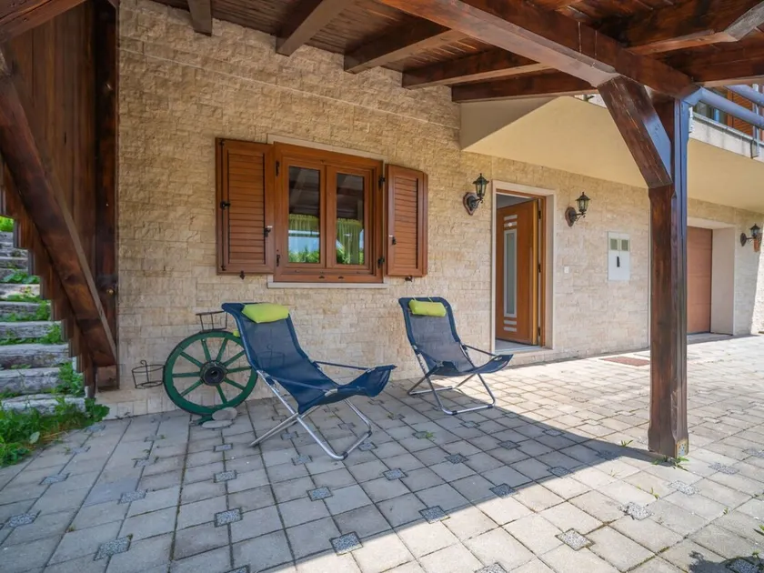 Wonderful private villa for 4 guests with WIFI, TV, balcony, pets allowed and panoramic view - Image 1