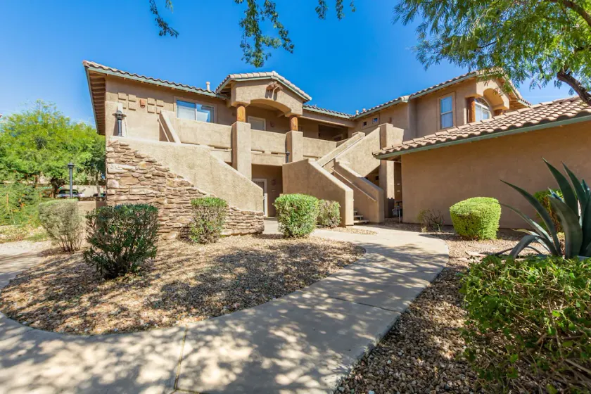 Village-like 2BR / 2BA escapade lotissement sous le soleil de Scottsdale, près du golf et des vues sur la montagne - Image 1