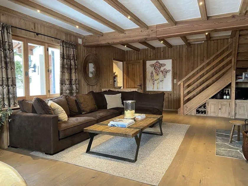New listing! Quiet semi-detached chalet close to ski lifts and town centre. - Image 1