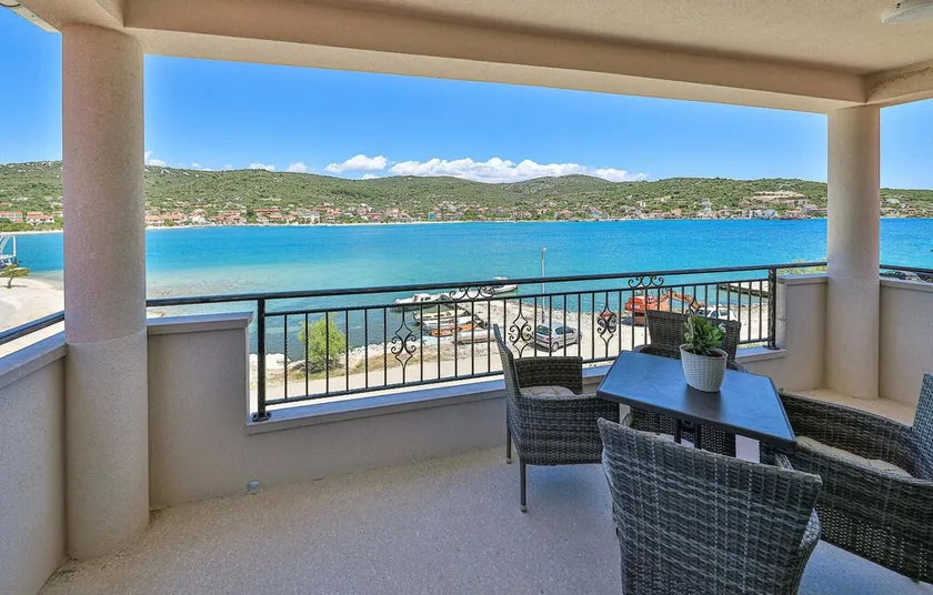 Awesome Home In Vinisce - Image 1