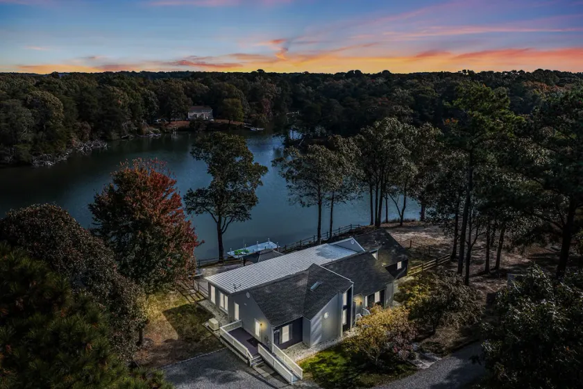 Spacious waterfront family retreat. Dogs welcome!, 1-Level Home w/ Rec Room and Fenced Yard - Image 1