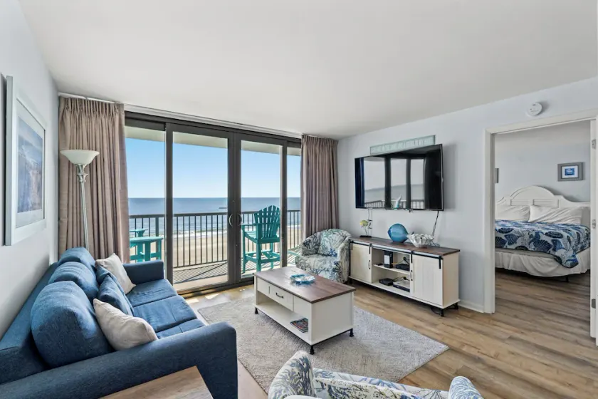 Sea Winds 403 - Ocean Front 3 Bedroom Condo - Accommodates 8 - Image 1