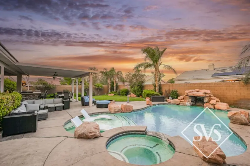 SVS: Happy Oasis 5BD Home | Private Pool, Theater & BBQ | Henderson Oasis - Image 1
