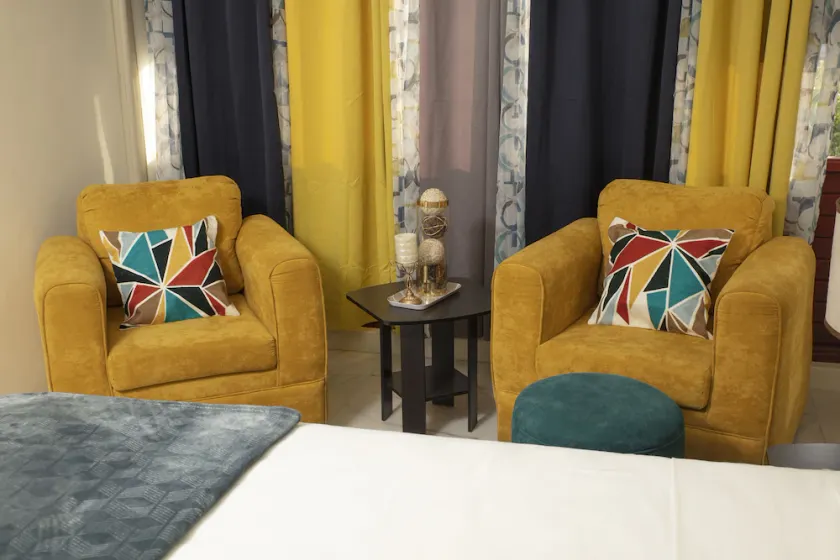 Centrally located Cozy Studio - Image 1