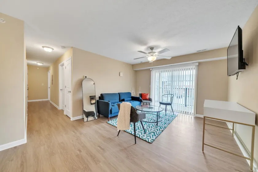 Stonecrest 717, 2Bd Apt I Free Parking I Pool - Image 1