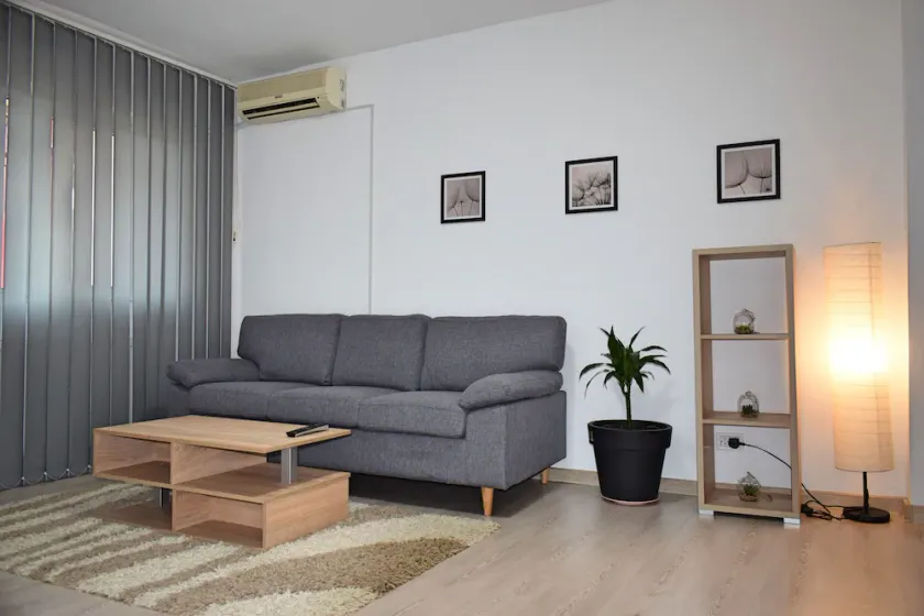 MAGISTER APARTAMENT SLATINA ligger 350 m i nærheden af hjertet af byen - Image 1