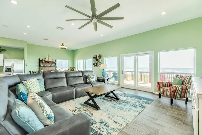 Elevator, 2 Decks, Gulf Views all Bedrooms & More - Private Beachfront Home - Image 1