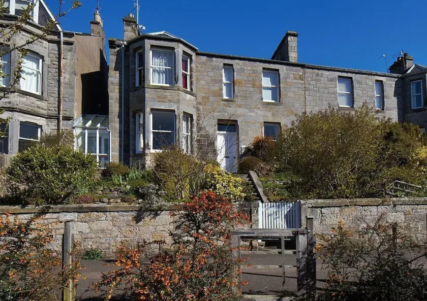 Comfortable 3 bedroomed apartment in central St Andrews - Image 1