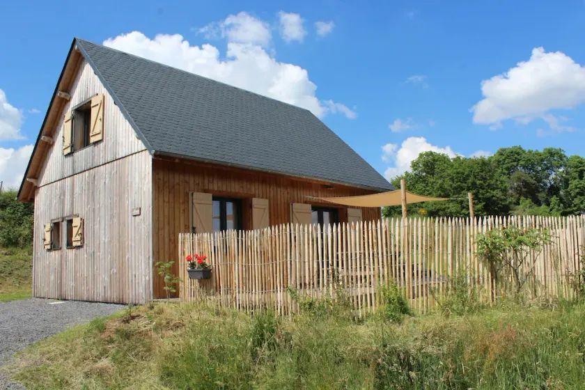 Chalet \"la chadeyre\" for nylig bygget, gratis wifi, varme inkluderet - Image 1