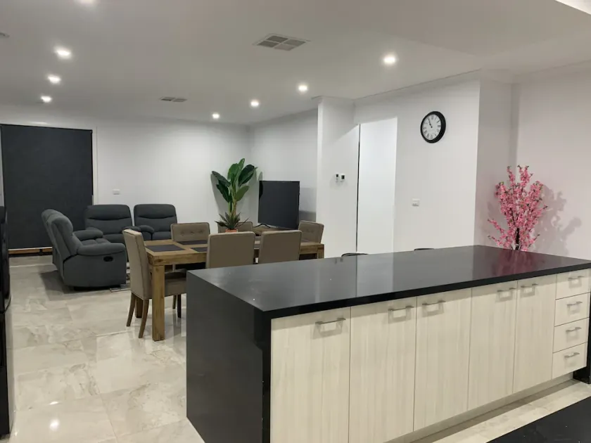 LOTUS VILLA   FREE WI-FI - CLOSE TO THE AIRPORT - Image 1