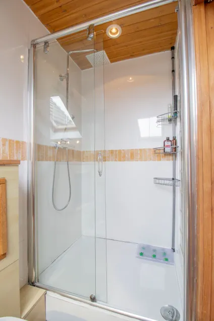 Comfy Home.  No longer available on this site. No bookings accepted - Image 1