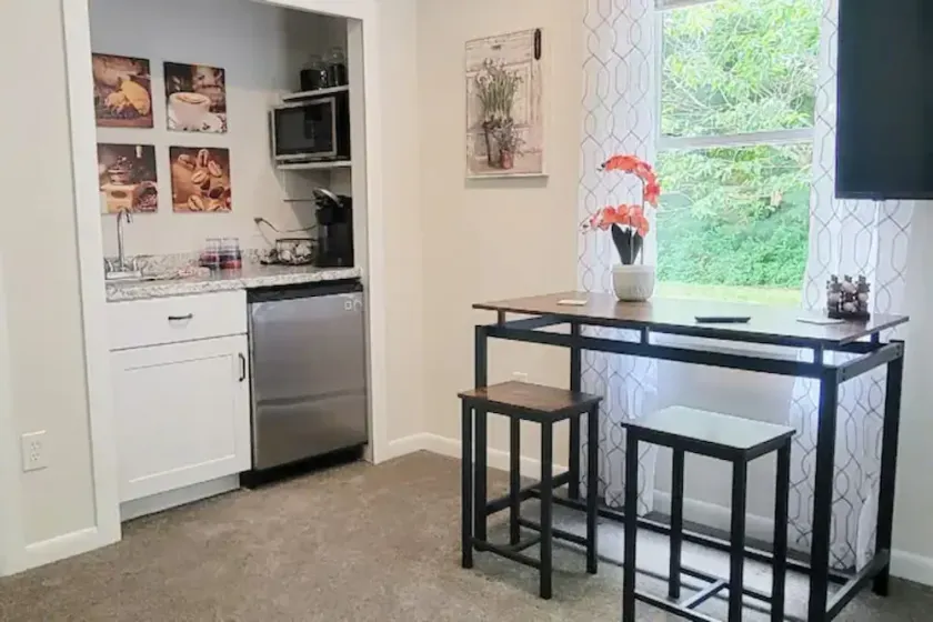 Country Get Away Studio Apartment - Image 1