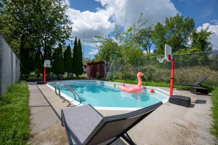 Private Countryside Resort w/ 3 Homes - Sleeps 30 - Image 1