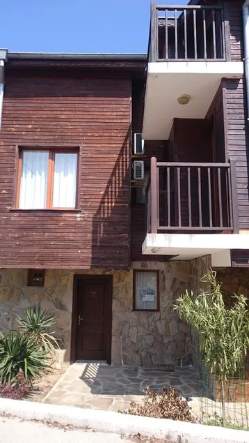 A nice town villa for up to 10 people - Image 1