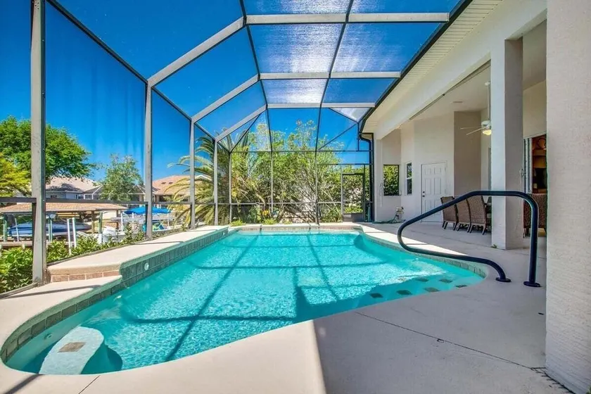 Fall Deals + Snowbird Rates | Water Views + Beach Getaway - Image 1