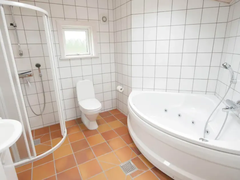 6 Person Holiday Home in Allinge - Image 1