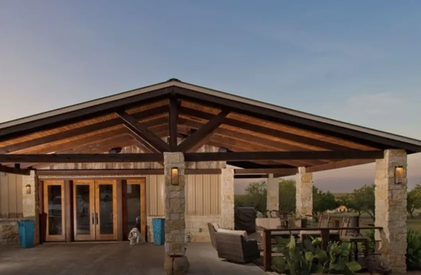 Beautiful Home for a traveling professional or a simple getaway! - Image 1