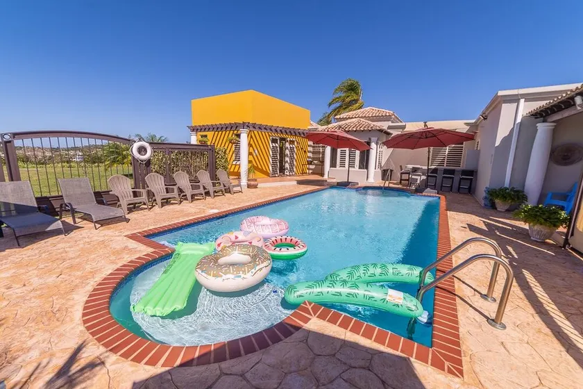 CASA CANAVERAL-TropicalPrivatePool-14Family-sized! Near Rafael Hernandez Airport - Image 1