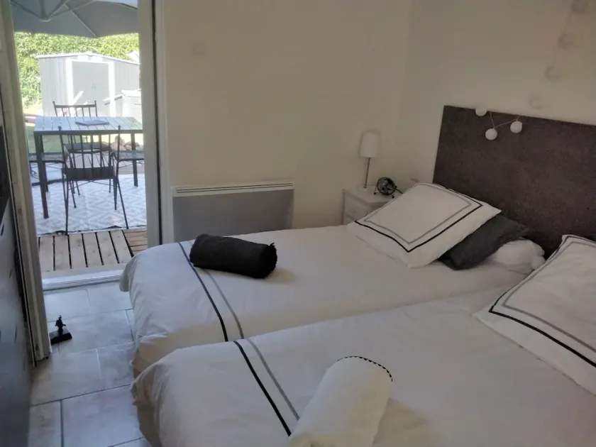 Gite for 2 people near MACON in BURGUNDY. - Image 1