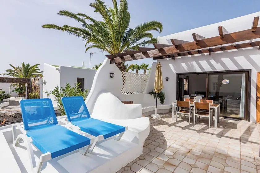 Schöner Bungalow mit Charme, mit Terrasse und Garten - Image 1