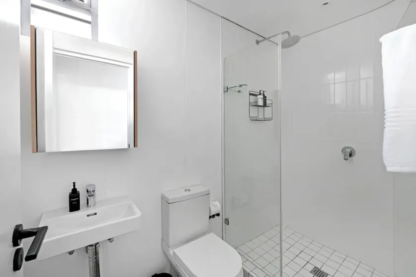 SIX ON N - Fluent Serviced Apartments - Image 1