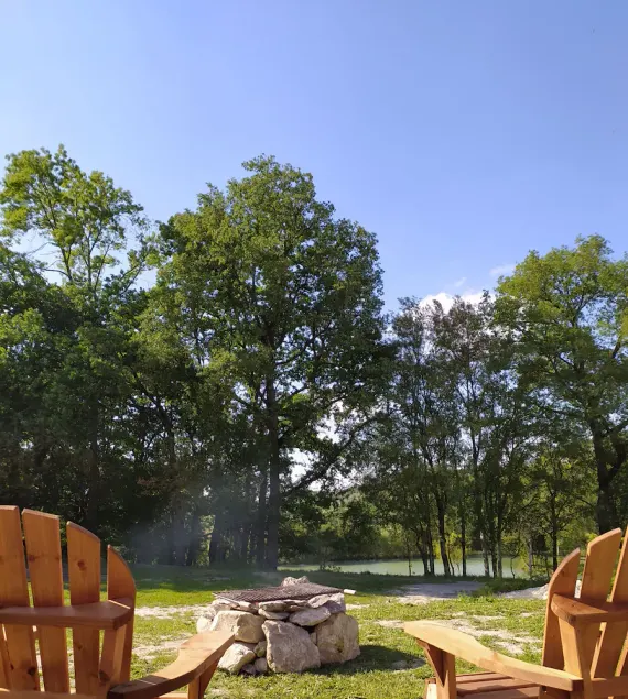 Magnificent gîte in the heart of a property overlooking the pond - Image 1