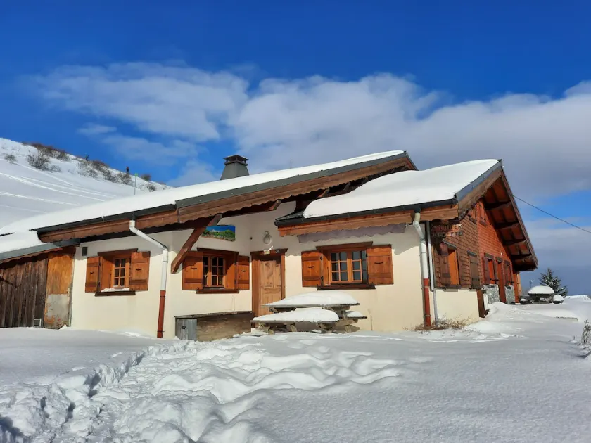 Chalet på 110m2, 4 stjerner, nyt, behageligt, i hjertet af græsset. - Image 1