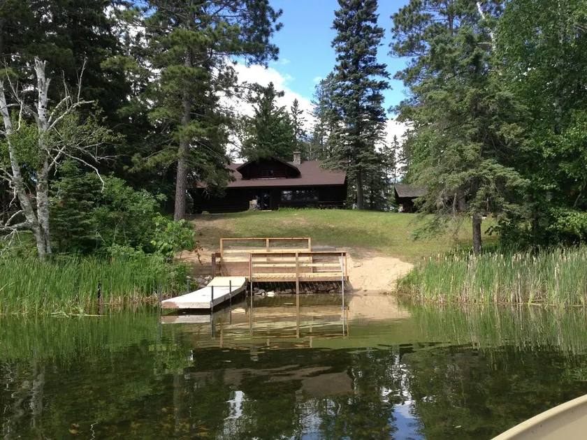 Beautiful, elegant and restored Historic Lodge in Northern Minnesota. - Image 1