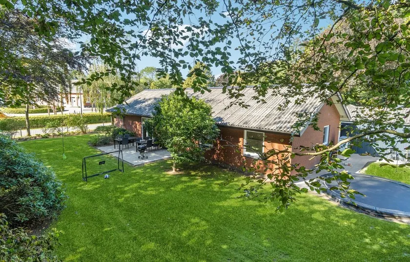 Beautiful home in Varde with kitchen - Image 1