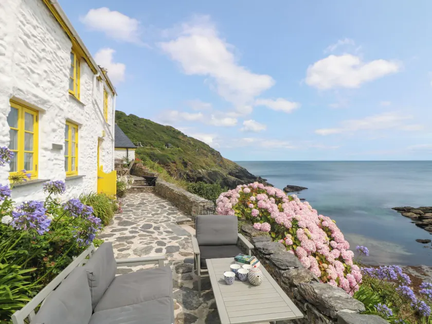 Kerbenetty (Harbour Cottage), PORTLOE - Image 1
