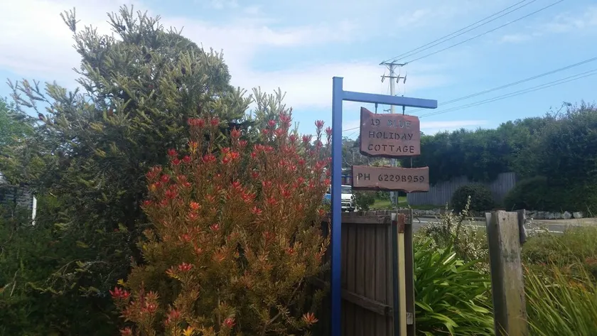19 Blue in Blackmans Bay - Image 1