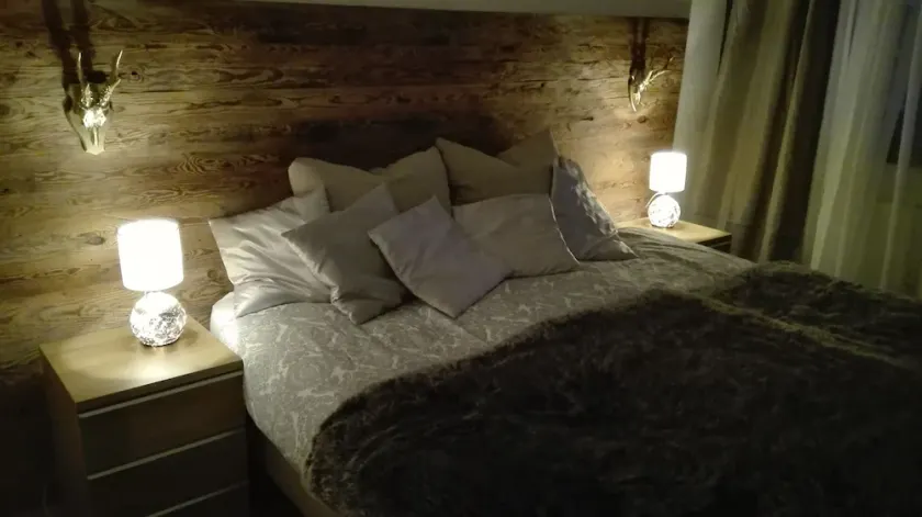 Fuldstændig renoveret og nydesignet lejlighed - Image 1