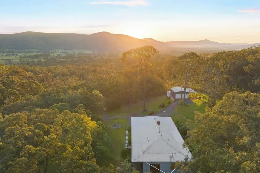 Private sanctuary with amazing views - Image 1