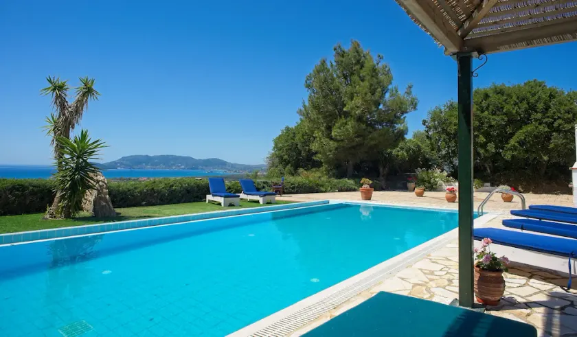 Exceptional villa with panoramic sea views. Secluded & convenient  Large pool   - Image 1