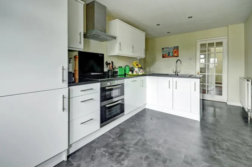 1 Bed in Northam Bideford oc-cedars - Image 1