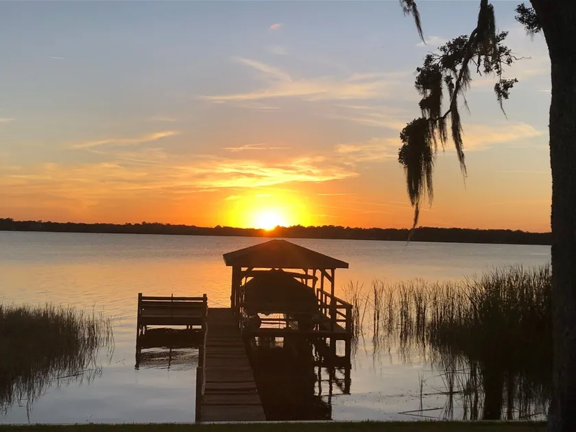 Villages- Lake Griffin, Waterfront Home, 4 Miles To Villages, Harris Chain Lakes - Image 1