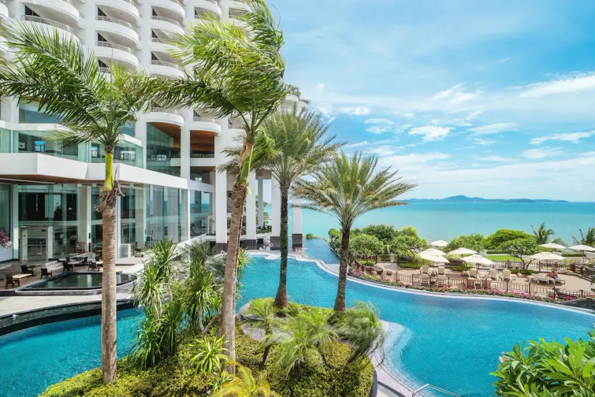 Royal Cliff Grand Hotel Pattaya - Image 1