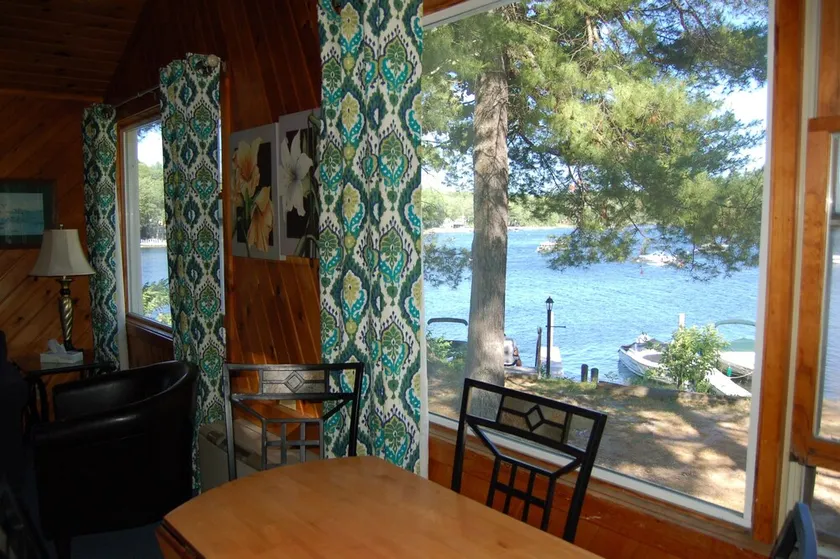 Sebago Lake Lodge and Cottages - Image 1