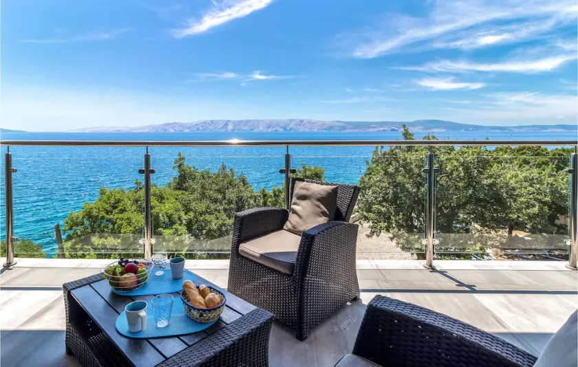 Gorgeous Apartment In Povile With Wifi - Image 1
