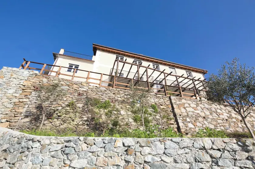 Campetti Apartments - Image 1