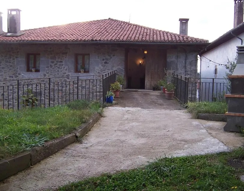 Finca 'Casa Rural Barbonea' mit Bergblick, privatem Garten und WLAN - Image 1