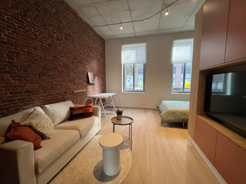 Charming ground-floor apartment in Bree - Image 1