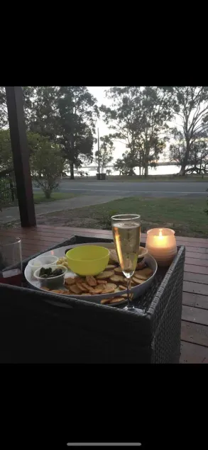 Water front house with magical sunsets - Image 1