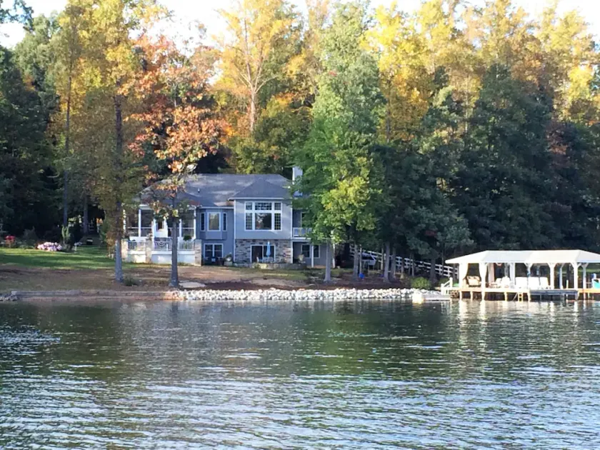 The perfect Lake Anna waterfront home! - Image 1