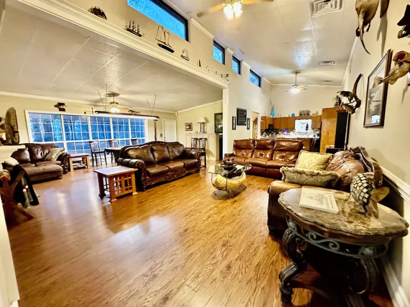 Privat Lakefront Home på Lake Guntersville sover 18 - Image 1